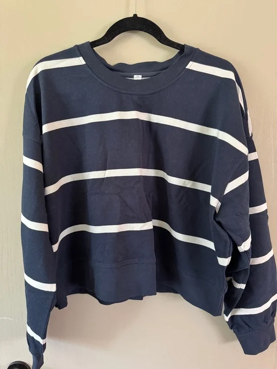 lululemon athletica True Navy and Antique White Striped Cropped Crew Sweater - Picture 5 of 8